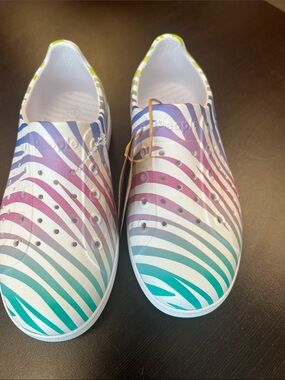 Colorful Gradient Stripe Slip-On Sneakers